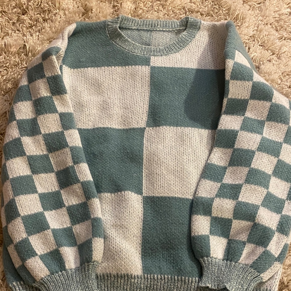 Checkered Crew Neck Sweater - Light Green and White